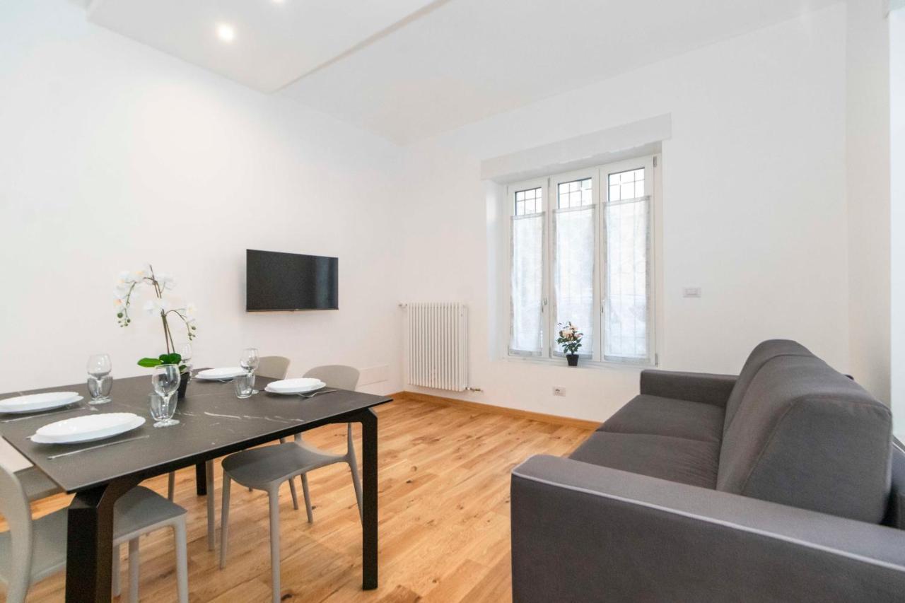 Cenisia District Perosa Roomy Flat Apartament Turyn